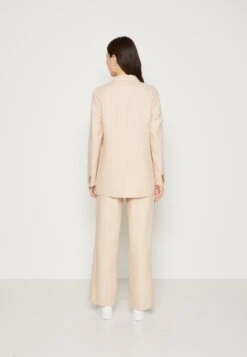 ARKET Blazer - Beige 10 ARKET Blazer - Beige -Arket Mode Shop 127232d7ca7f417d89cd7cab59413820