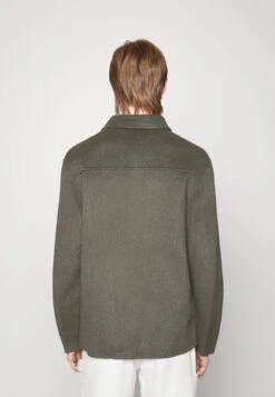 ARKET Jas - Khaki Green -Arket Mode Shop 18d7a27e2eff4c08bc8d42dd61935689