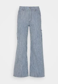 ARKET Relaxed Fit Jeans - Blue -Arket Mode Shop 1a57b0afdef84b71931a3e8366a30d08