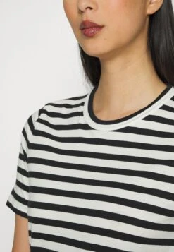 ARKET T-Shirt Print - Black/White -Arket Mode Shop 1d7801ff42e14864880aa26aad1b76d6