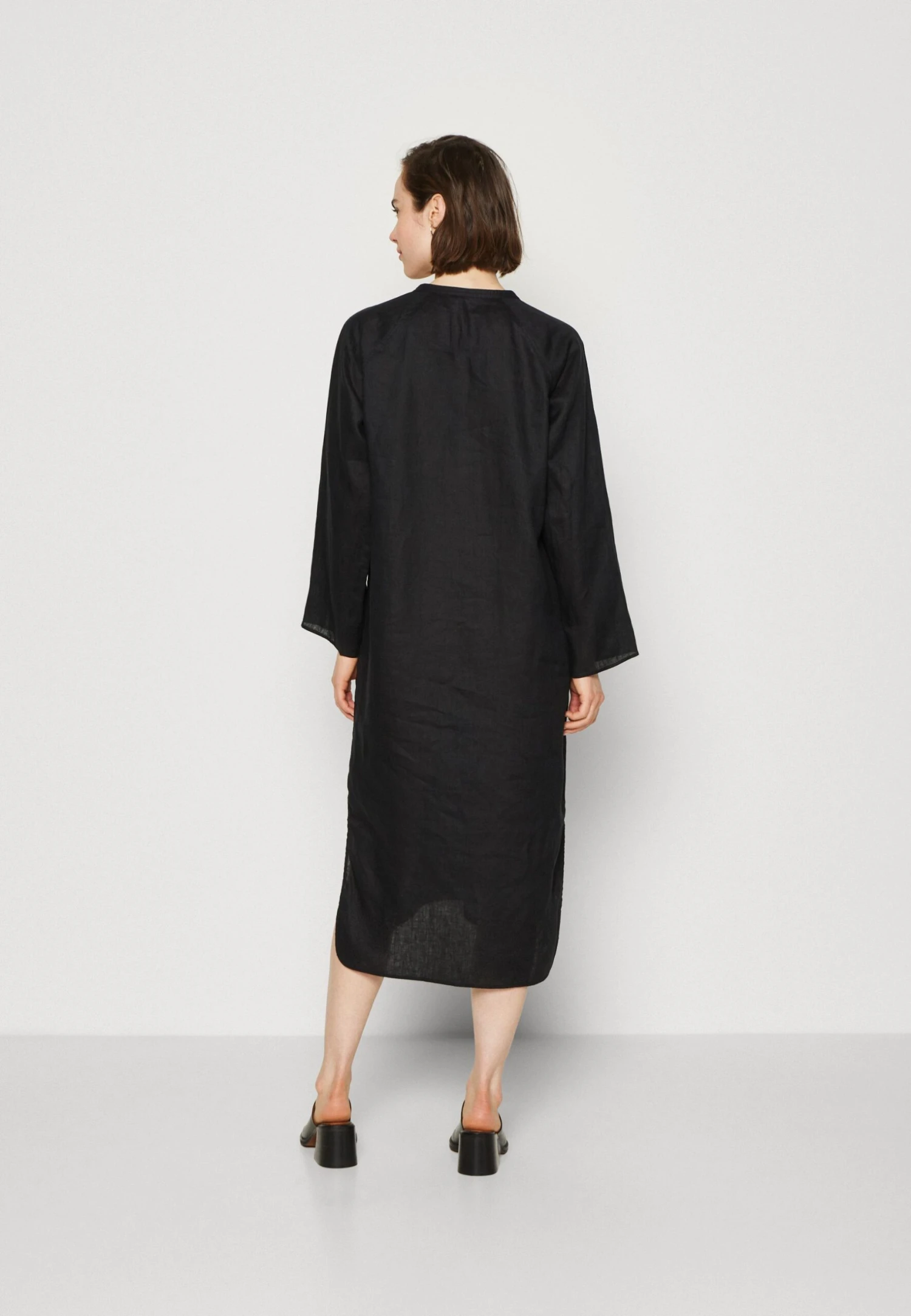 ARKET Blousejurk - Black 5 ARKET Blousejurk - Black - Afbeelding 3