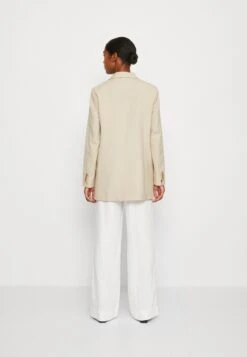 ARKET Halflange Jas - Sand -Arket Mode Shop 1e7fae7e4b144947af943ffd3a3637ed