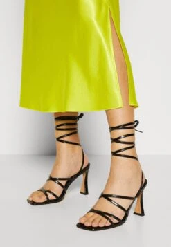 ARKET A-Lijn Rok - Yellow -Arket Mode Shop 2453ac0f4d8846c7bb467809365be975