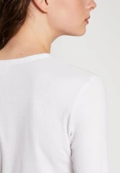 ARKET Longsleeve - White -Arket Mode Shop 2e2a5b78ffb24e969093deda1dce90a4