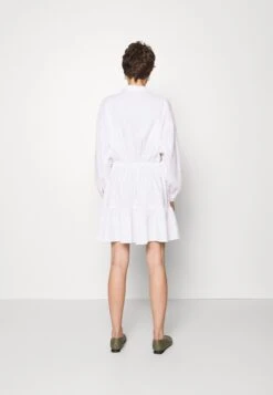 ARKET Blousejurk - White -Arket Mode Shop 30df9cf54ab14e2597eea08e2920538b