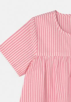 ARKET Jurk - Pink 7 ARKET Jurk - Pink -Arket Mode Shop 3501e69db4e74d429dc8af52079771ec