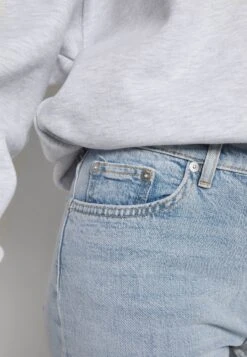 ARKET Bootcut Jeans - Blue -Arket Mode Shop 3af4449de9804ab4a49c18d3cfedfc13