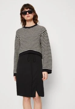 ARKET Trui - Beige/Black -Arket Mode Shop 4342783f77ee41aeae334c0c2835f481