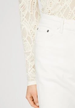 ARKET Flared Jeans - White -Arket Mode Shop 4c94c0cfb93f4342970c89d1379aa64a