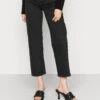 ARKET Straight Leg Jeans - Old Black -Arket Mode Shop 504d16cd38664e70888807a7880ecdb4