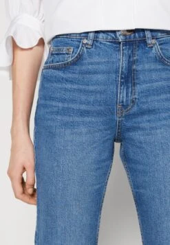 ARKET Straight Leg Jeans - Blue -Arket Mode Shop 5443ade113c943f98f1fb4bdaef71df4