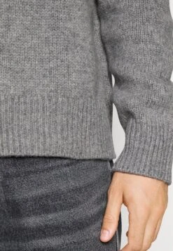 ARKET Sanit Oversized Crew - Trui - Grey Melange -Arket Mode Shop 58ba3bf71cf7412e9c975b1aeb5f2c64