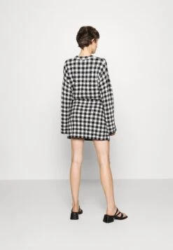 ARKET Woyage Gingham Skirt - Minirok - Black 10 ARKET Woyage Gingham Skirt - Minirok - Black -Arket Mode Shop 59667bfec7504decb61a1aa199d6a2f9