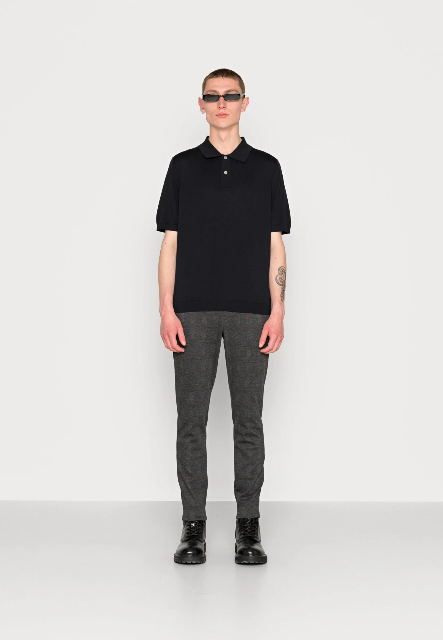 ARKET Poloshirt - Navy 4 ARKET Poloshirt - Navy - Afbeelding 2