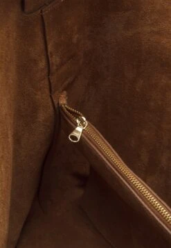 ARKET Shopper - Brown -Arket Mode Shop 6cc56a1e11c5484d8e1fae177c9a4661