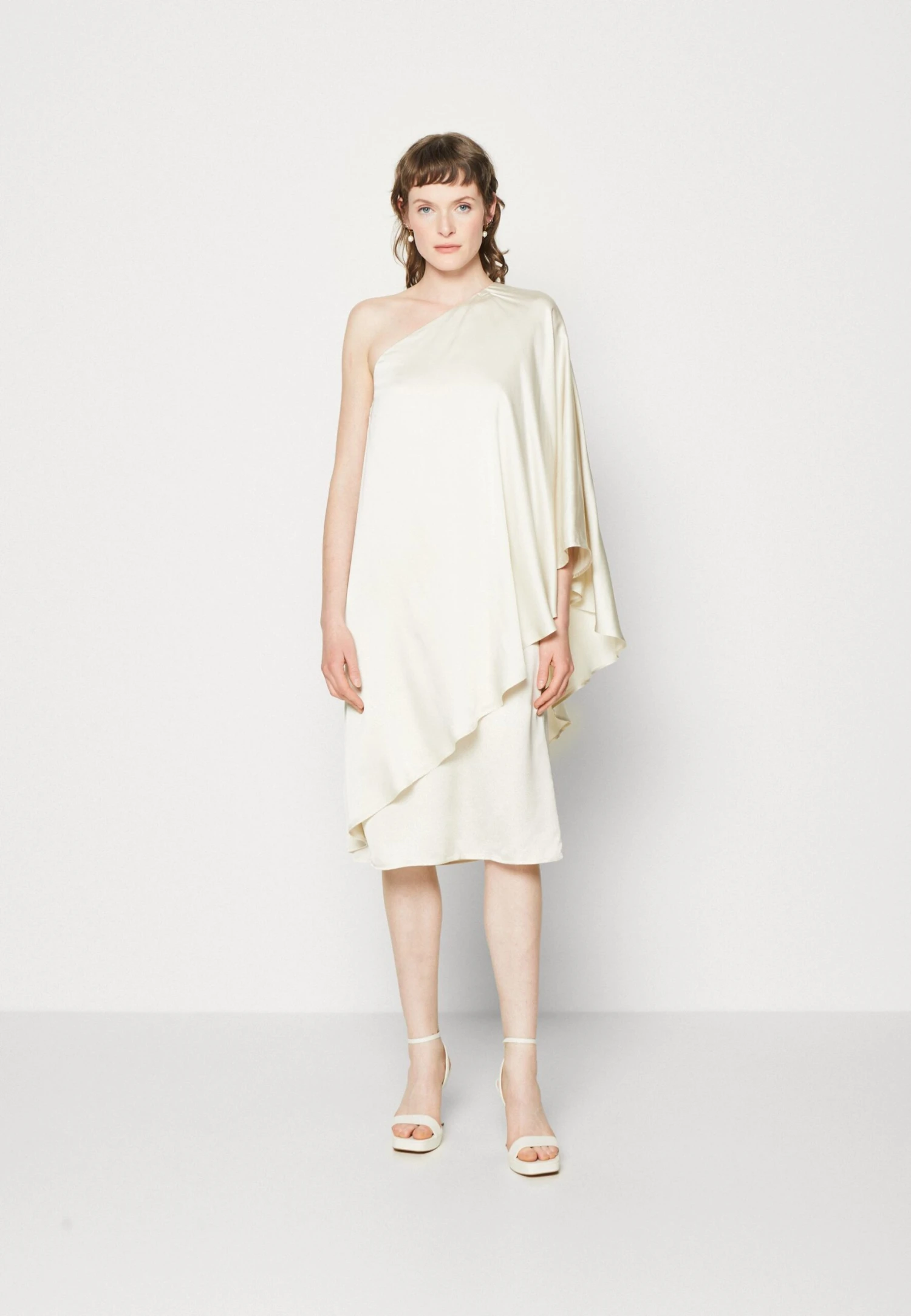 ARKET Cocktailjurk - Beige Light 3 ARKET Cocktailjurk - Beige Light