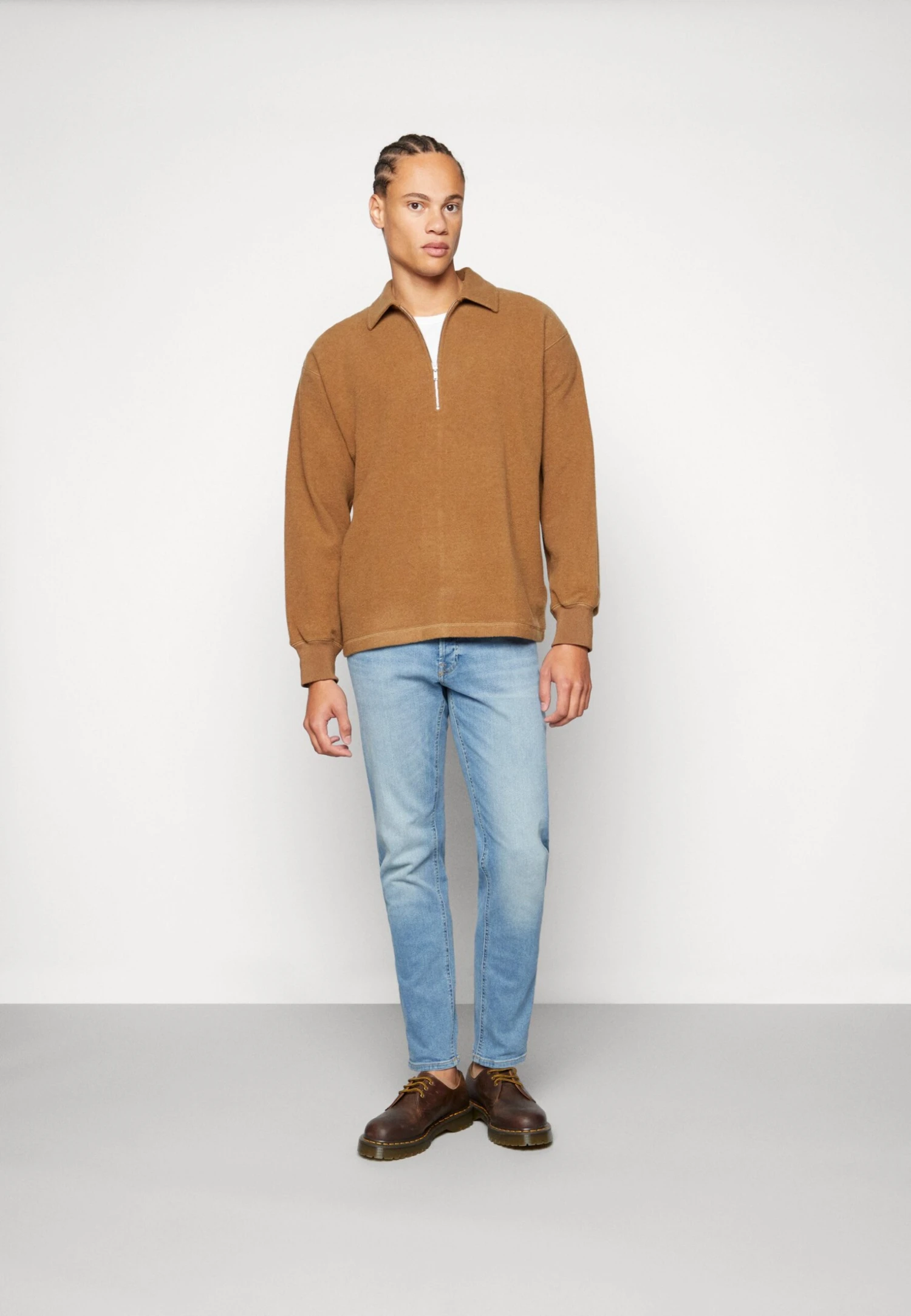 ARKET Fleece Trui - Fudge 4 ARKET Fleece Trui - Fudge - Afbeelding 2