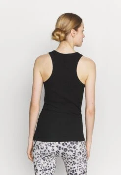 ARKET Top - Black -Arket Mode Shop 823aa524a24f45c8acfd46b60c691dda