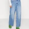 ARKET Flared Jeans - Clean Wash -Arket Mode Shop 8e714c75cc344afc9f303a7da8b4cd6e