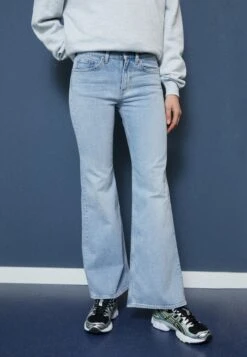 ARKET Bootcut Jeans - Blue -Arket Mode Shop a0d506b85e814ba28610287a5a61924f