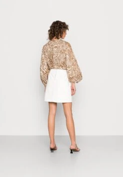 ARKET Minirok - White 9 ARKET Minirok - White -Arket Mode Shop a495f97c6ee446d5b46bd6e6be3a725f