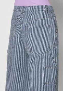 ARKET Relaxed Fit Jeans - Blue -Arket Mode Shop a4b4805ff9f64a459717ad5a2afdac4a