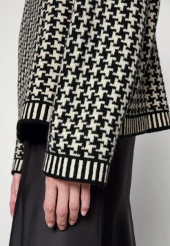 ARKET Trui - Black/White -Arket Mode Shop a7ef2e20d7ba469a98c4990ecaf03e29