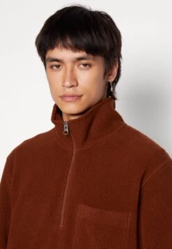 ARKET Fleece Trui - Brown -Arket Mode Shop ad7ea8a6804c44f29ff4e8c1138577d1