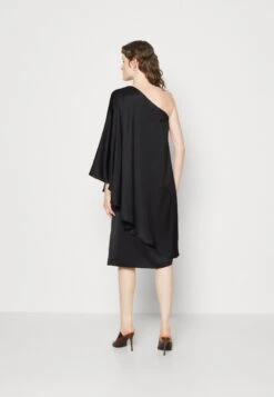 ARKET Cocktailjurk - Black -Arket Mode Shop ae3f4e7887e64101909f614bae22e083