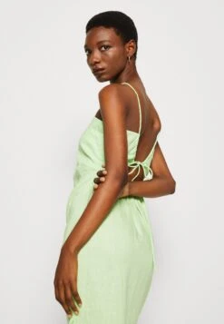 ARKET Jurk - Lime Green -Arket Mode Shop ae7d06a0bdc24682b314f699d7b094e2