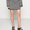 ARKET Woyage Gingham Skirt - Minirok - Black -Arket Mode Shop b1df93c0bec24106bc47007614707e8c