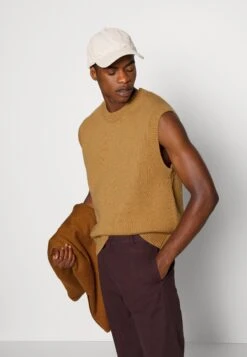 ARKET Top - Camel -Arket Mode Shop b23d989488f144509607b1b21a78602e