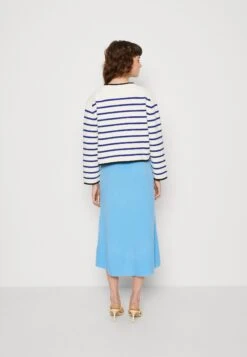 ARKET Vest - Strong Blue -Arket Mode Shop b2b97a7ab7de4b2f8e3d4b953da2a04c