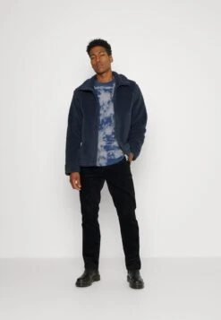 Arket Mode Shop -Arket Mode Shop b3cb7b34a1b04b2896fbb49e87fd5331