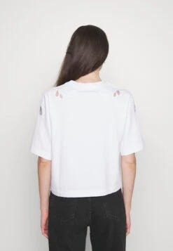 ARKET Laroy - T-Shirt Print - White -Arket Mode Shop bcd6c796b96e4f68a28090673f06840a