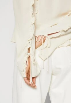 ARKET Blouse - Beige -Arket Mode Shop bdc4e4ae8cbd4159a7d3ff45cf58ebac