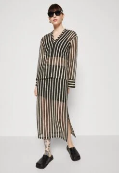 ARKET Kokerrok - Black -Arket Mode Shop c4fcc15374e9474e82aa9af665a20c32