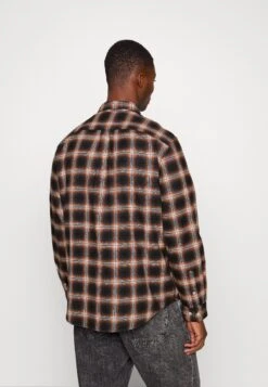 ARKET Overhemd - Brown -Arket Mode Shop d3f339a8ca144dc4969254a96c99e97e