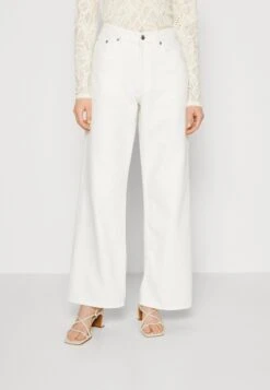 ARKET Flared Jeans - White