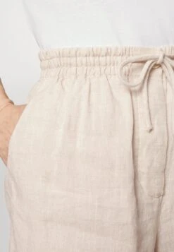 ARKET Shorts - Natural 14 ARKET Shorts - Natural -Arket Mode Shop e21ba0133ec948088cc107cb542853f2