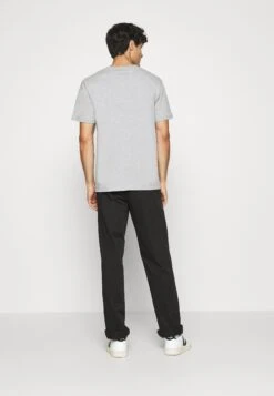 ARKET T-Shirt Basic - Grey Medium Dusty -Arket Mode Shop e5096ad0185b4ff7a0b33a0c5ef5797a