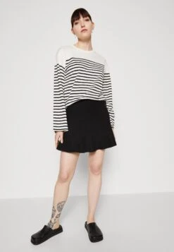 ARKET Longsleeve - Off White Stripe -Arket Mode Shop e9ca3877f97542729d26d9a59c0b040f