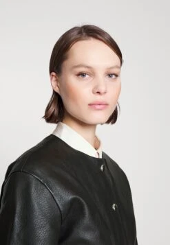 ARKET Leren Jas - Black -Arket Mode Shop f125a483cc454794a0a08e134cf55904