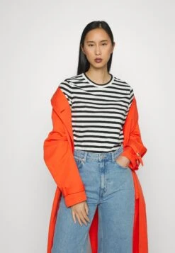 ARKET T-Shirt Print - Black/White -Arket Mode Shop f9ea57c756734829a4e2523874918c9e